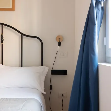 Ade's House Near Sant'orsola, Downtown, Exhibition Center Apartment